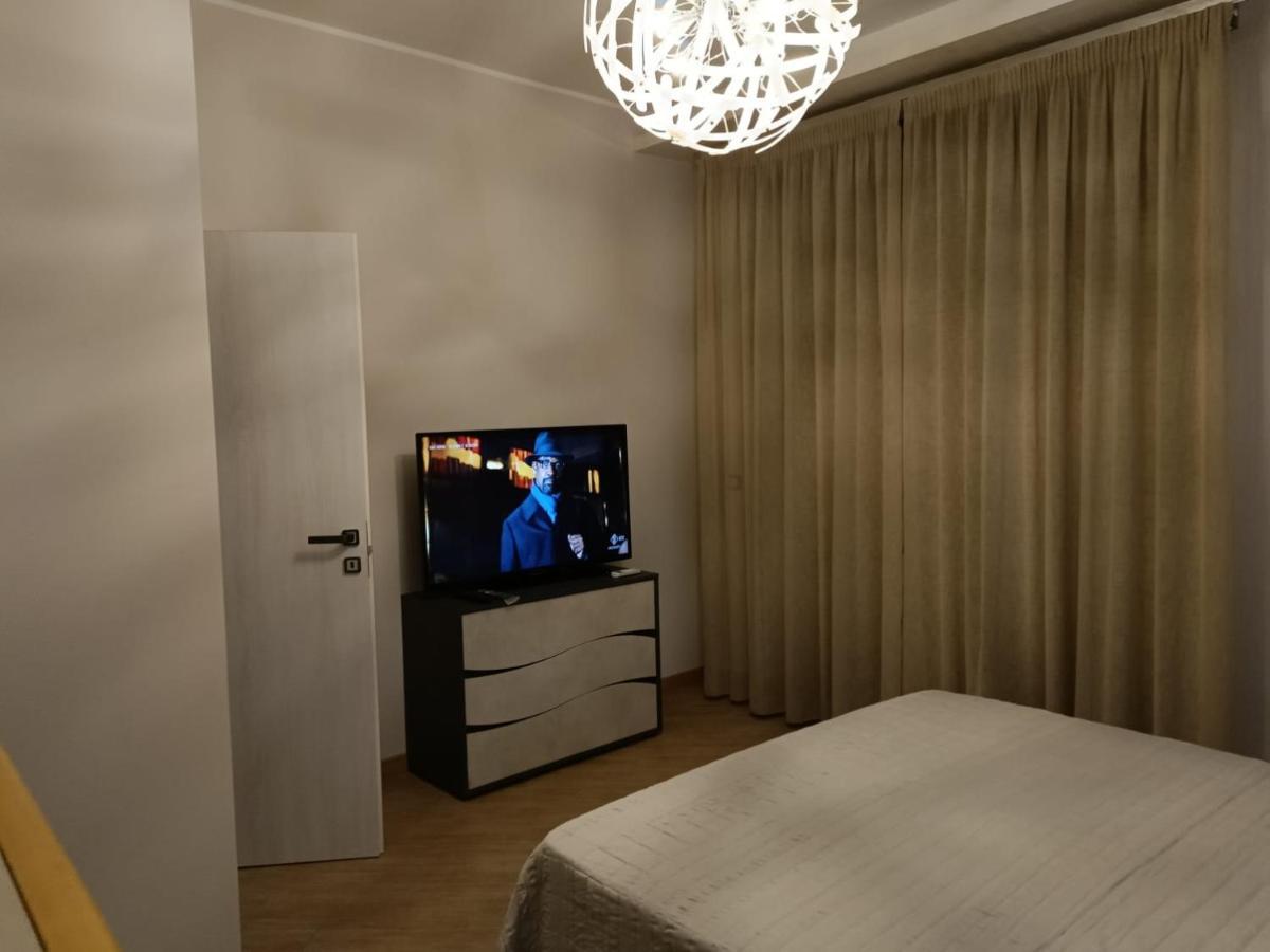 #Butterfly# Appartement San Filippo del Mela Buitenkant foto